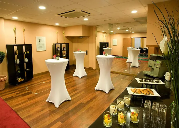 Ibercity Schoenbrunn 4* Bécs
