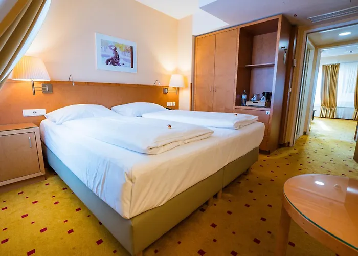 Ibercity Schoenbrunn מלון 4*