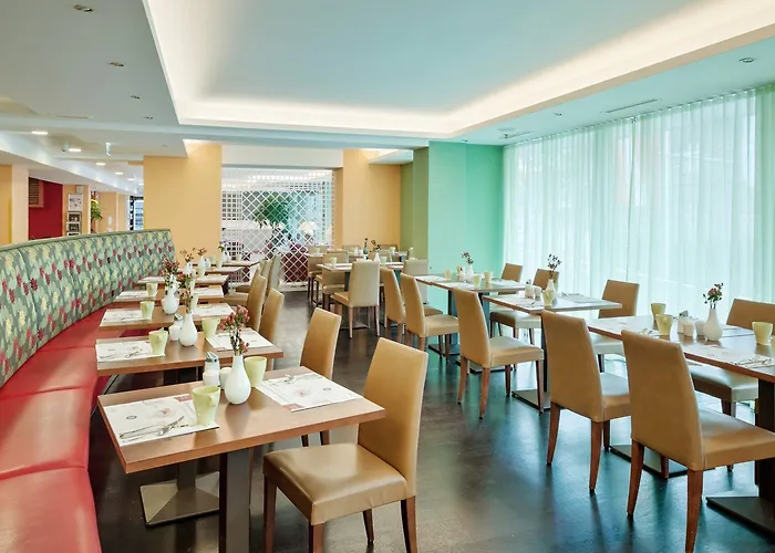 Hotel Ibercity Schoenbrunn 4*